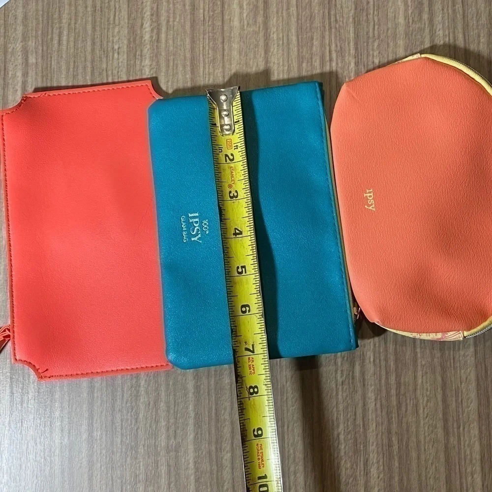 New! Set of 3 Ipsy make‎ up bags